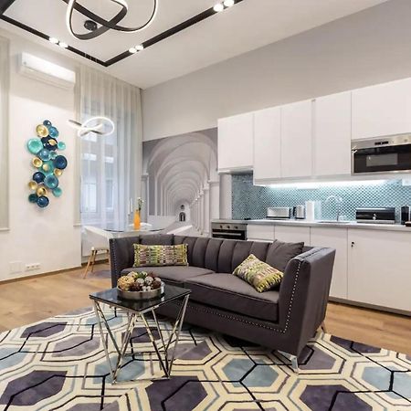 Premium Apartment By Hi5-King Street'S Luxury Budapeste Exterior foto