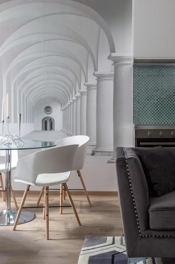 Premium Apartment By Hi5-King Street'S Luxury Budapeste Exterior foto