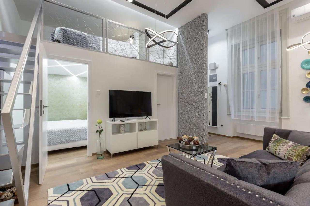 Premium Apartment By Hi5-King Street'S Luxury Budapeste Exterior foto
